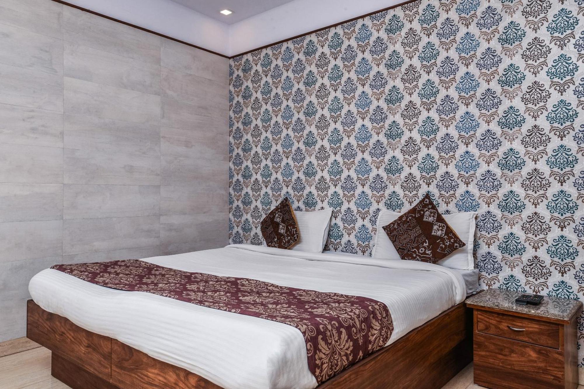 Hotel Dream Palace Laxmi Nagar Yeni Delhi Dış mekan fotoğraf